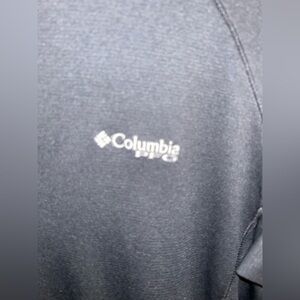 Columbia Classic Black Crewneck